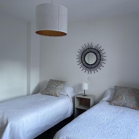 Caces Apartamentos Turisticos Los Barruecos מראה חיצוני תמונה
