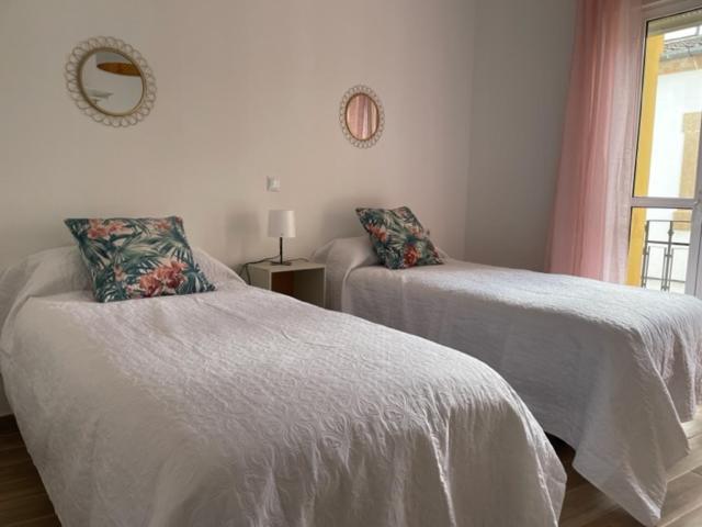 Caces Apartamentos Turisticos Los Barruecos מראה חיצוני תמונה